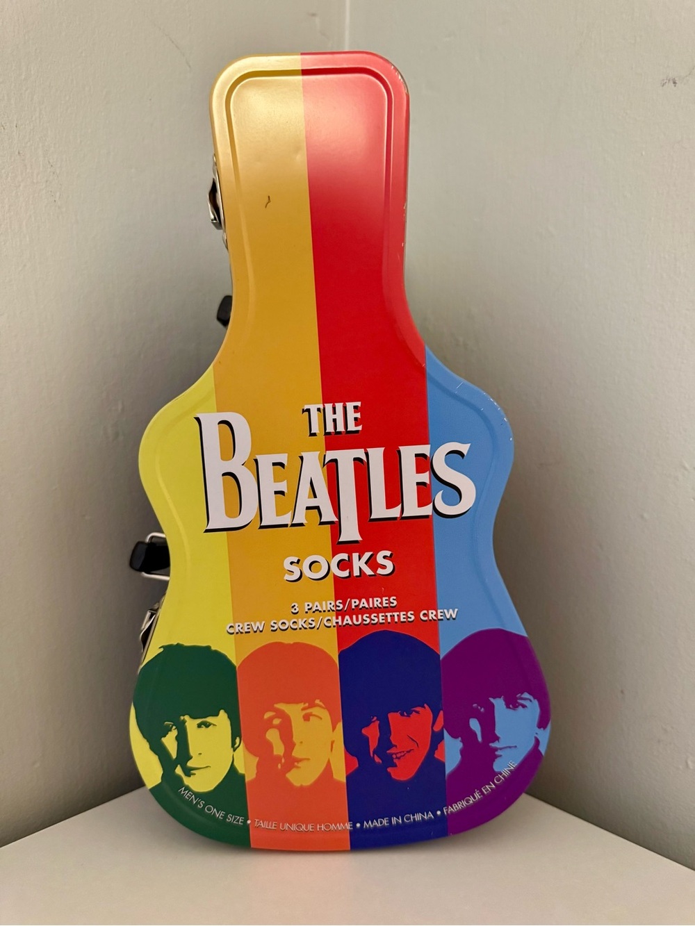 The Beatles Guitar Case Tin Box with 3 Pairs Crew Socks Men's Size 7-12